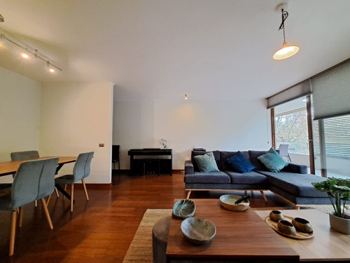 Arriendo. 3 Dormitorios | 1 Estar | 3 Baños | Pieza Servicio