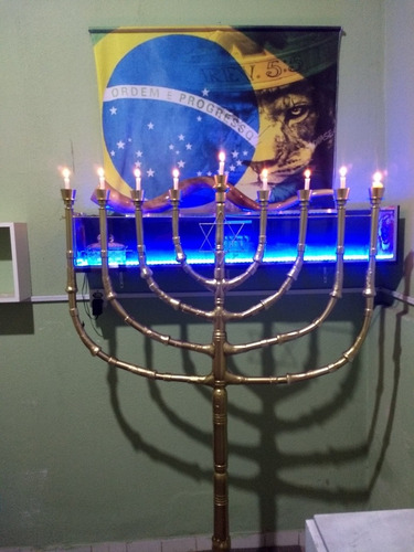 Imagem 2 de 5 de Candelabro E Arca Da Aliança