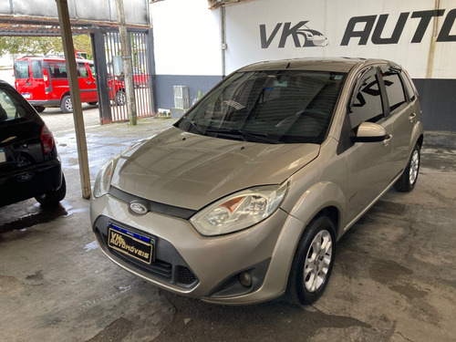 Ford Fiesta 1.6 MPI CLASS HATCH 8V FLEX 4P MANUAL