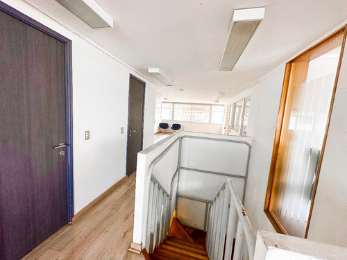 Imagen 16 de 17 de Edificio Con 19 Oficinas, Optimas Condiciones, Bajo Precio