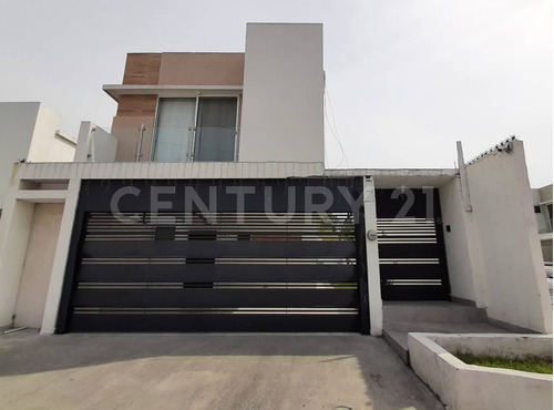 Casa En Renta En Apodaca, Nuevo León