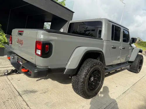 Jeep Gladiator Rubicon gladiator Mojave