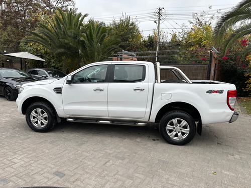 Ford Ranger 3.2L Dsl Xlt 4X4 At