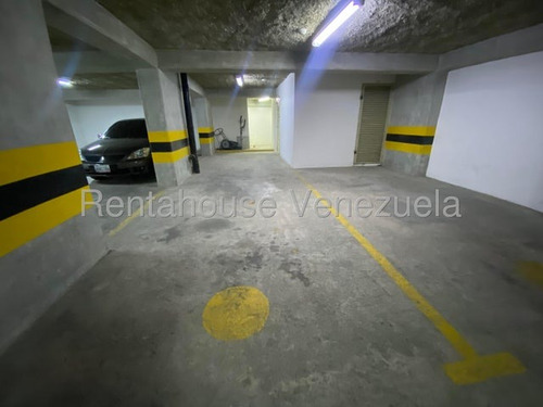 Acogedor Y Cómodo Apartamento En Alquiler. Urb. Lomas Del Sol.