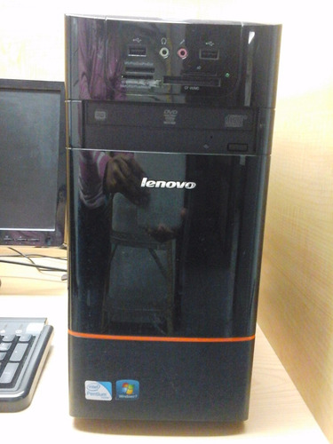 Imagen 2 de 5 de Computadora Lenovo H220 Con Pantalla, Teclado Y Mouse