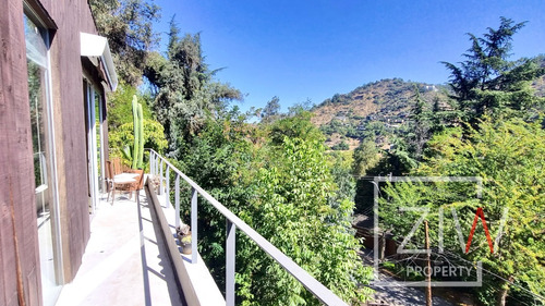 Casa 4 Dorm, 4 B, 3 Est., El Arrayan - Ziw Property