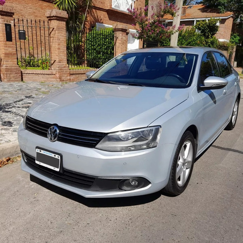 Volkswagen Vento 2.5 Luxury 170cv