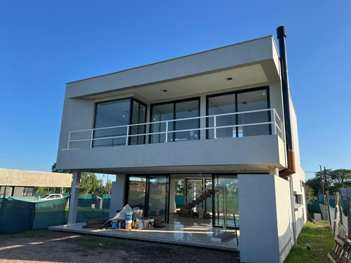 Venta Casa A Estrenar 3d -country Viento Sur