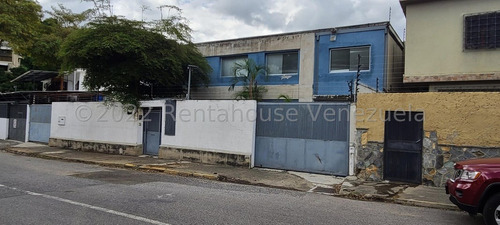 Excelente Casa Para Uso Comercial En Colinas De Bello Monte En Venta. Ch.