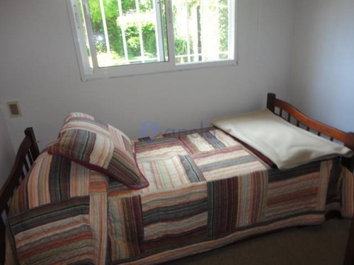 Punta Del Este, Importante Chalet En Zona Mansa- Ref: 660