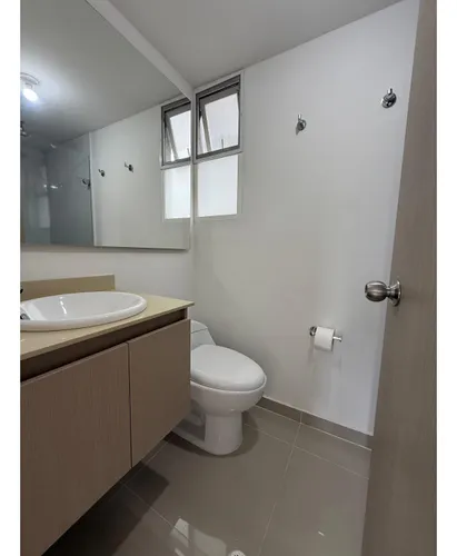 Venta Apartamento De 80mts2 En El Castillo, Jamundí, 13369-4