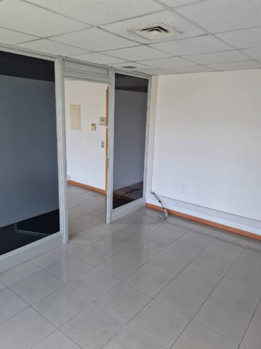 Imagen 8 de 19 de Venta Oficina 40 Mts2 Apoquindo Metro Manquehue