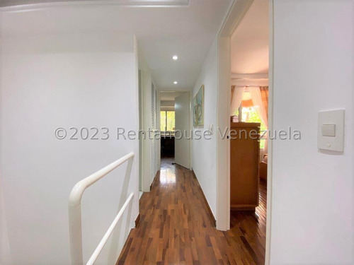 Espectacular Apto. Duplex Las Mercedes 114 M2 Katiuska Queve