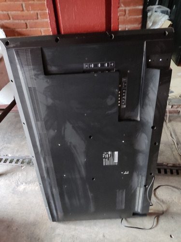 Pantalla Insignia De 50 Por Piezas O Reparar Pregunta (Usado)