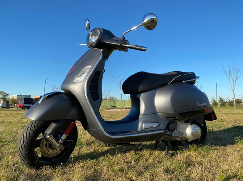 Vespa 300 Gts Super Sport