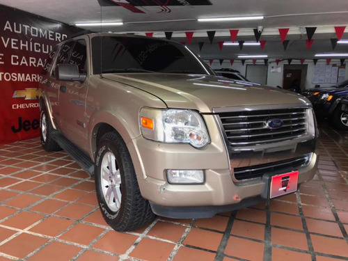 Imagen 3 de 11 de Ford Explorer Eddie Bauer 4x2 4.6