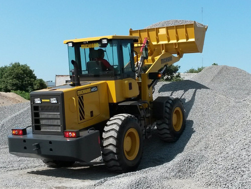 Pala Michigan R65c 125hp / Balde 2 Mt3