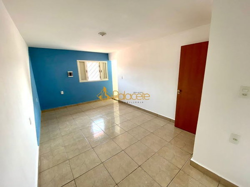 Imagem 9 de 16 de Casa Sobrado Padrão Com 4 Quartos - 84716-v
