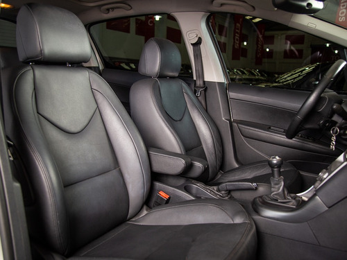 Peugeot 308 1.6 Hdi Feline 2014