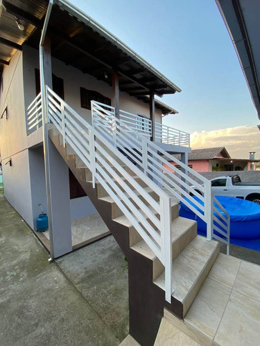 Casa Toda Mobiliada Com Moveis Sob Medida Em Içara