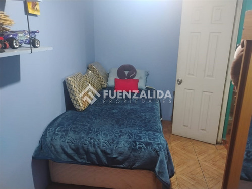 Casa En Venta De 3 Dorm. En La Florida