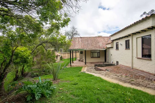 Casa En Arriendo/venta En Vereda El Salitre. Cod A15837