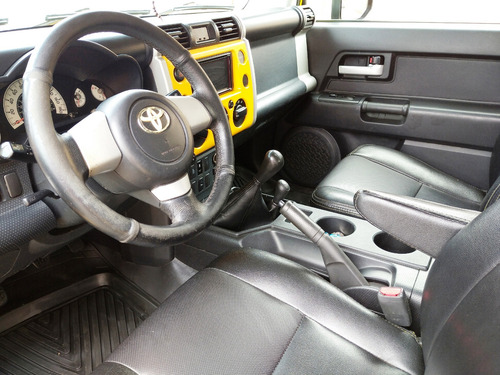 Imagen 10 de 18 de Toyota Fj Cruiser 4x4