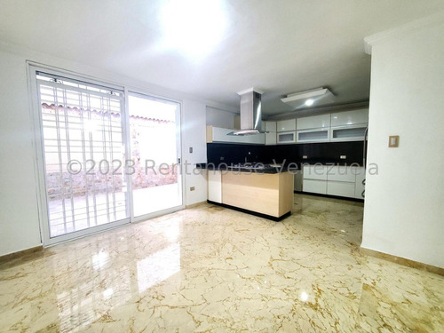 Casa Townhouse En Venta A Estrenar Cantarrana Zona Norte Maracay Todos Los Servicios Remodelada Marmol Porcelanato Estef 25-16085