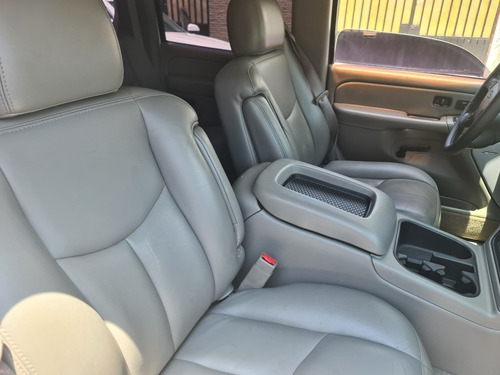 Imagen 14 de 15 de Chevrolet Suburban G Piel Aa Qc 2005 $129500 Socio Anca