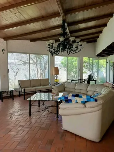 Casa Sola Jardín Maduro Vocación Múltiple