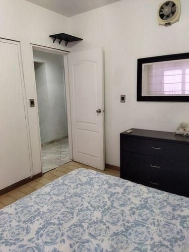 Imagen 12 de 16 de Alquiler Apartamento 120m2 2h/2b/1p Los Corales 3722
