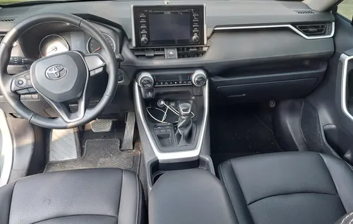 Toyota RAV4 2.0 Street