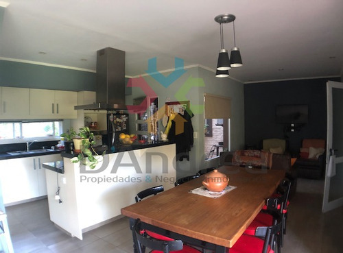 Imagen 12 de 14 de Venta / Oportunidad Casa Quinta En Barrio San Jorge(mercedes