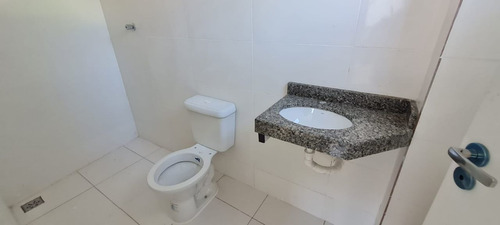 Imagem 5 de 18 de Ótima Área Privativa No Xangrilá . - 4871