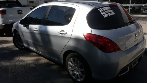 Peugeot 308 1.6 Active 2014