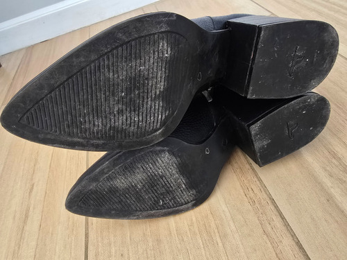 Sibyl Vane Botas Negras De Cuero Taco Ancho Impecables Nro40 (Usado)
