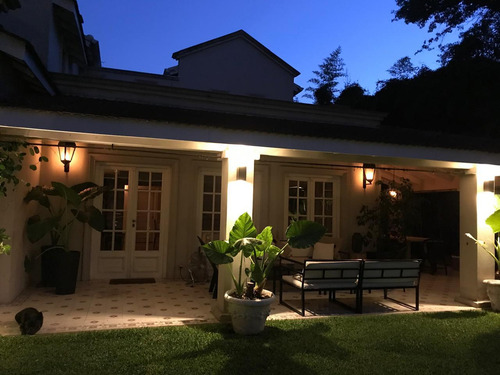 Venta De Hermosa Casa En Las Lomas Con Mucho Confort Y Estilo