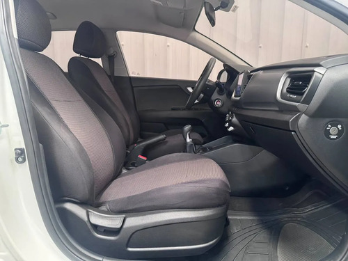 Kia Stonic VIBRANT HÍBRIDO 1.0 MT 6AB ABS 4X2