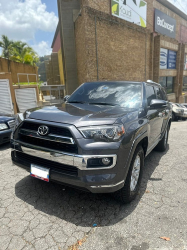 Toyota 4runner Limited 4x4
