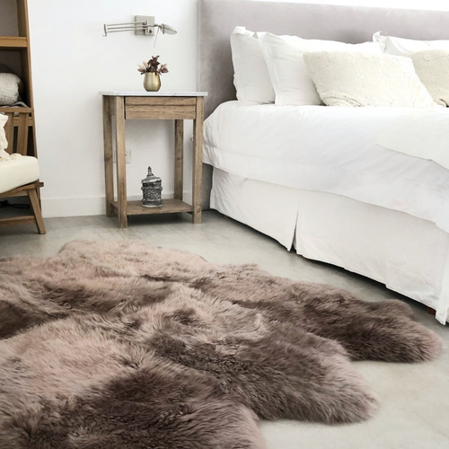 Alfombra Lanar Sexto, Cuero Lanar, Cuero De Oveja, Muflon Color Beige Diseño De La Tela Cuero De Oveja