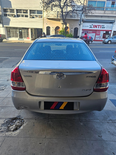 Toyota Etios 1.5 Sedan Xls