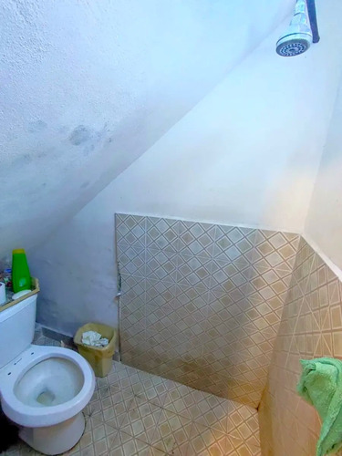 Oportunidad De Inversión, Casa Con 5 Departamentos En Ciudad Lago, Nezahualcóyotl