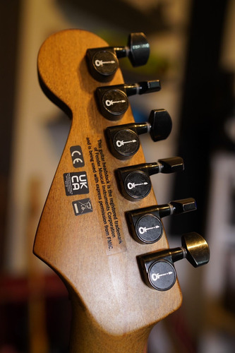 Charvel Pro-mod Relic San Dimas Diestro Naranja Pau Ferro (Usado)