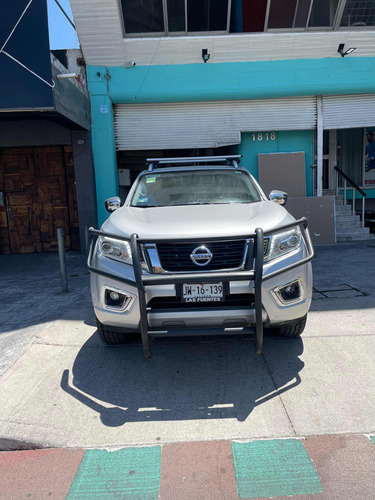 Nissan Frontier Platinim 2.5l Std