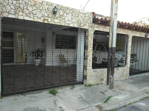 Imagen 1 de 14 de Gustavo Zavala Rentahouse 22-7933