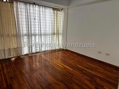 Ip Vendo Apartamento En Villa Nueva Hatillo 26-109