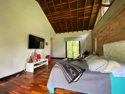 Casa En Venta En Las Brisas. Cod V10099