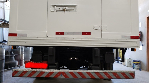 Volkswagem 8.120