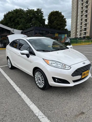 Ford Fiesta 1.6 Titanium Mt