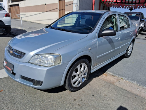 Chevrolet Astra 2.0 Advantage Flex Power 5p